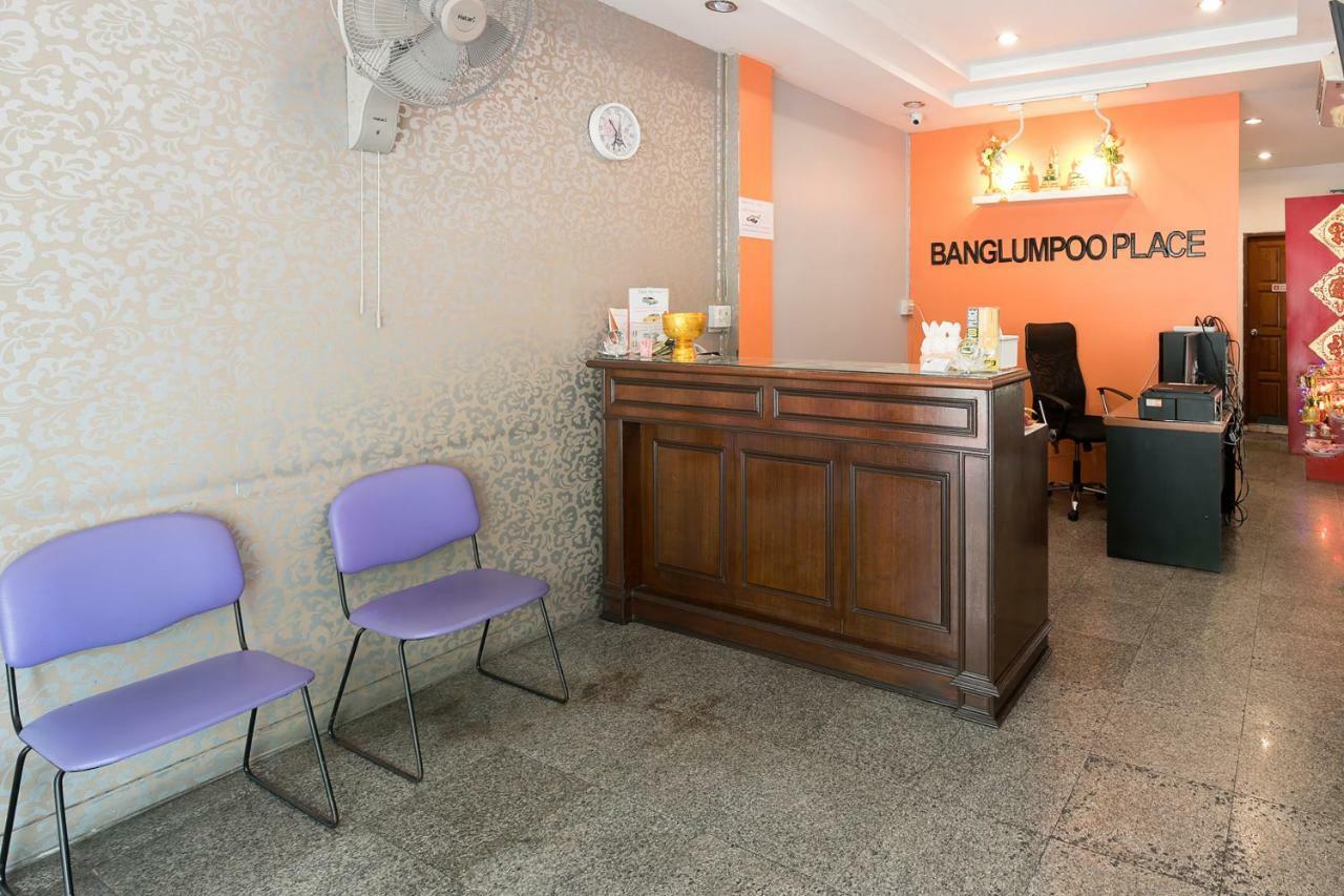 Oyo 110 Old Town Hotel Бангкок Екстер'єр фото